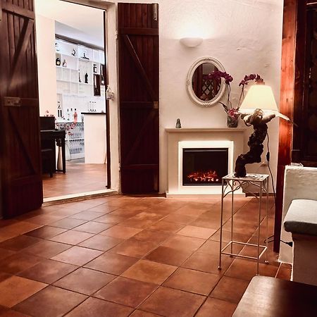 B&B De Janas La Caletta Bagian luar foto